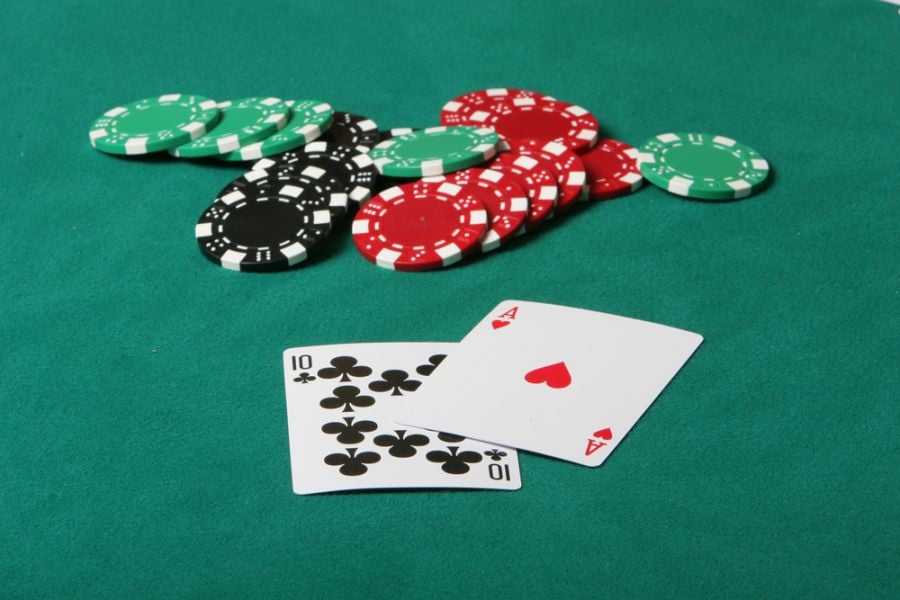 Jugar al blackjack es sencillo conociendo sus reglas - -